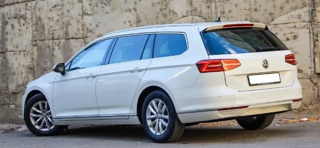 Vând Passat b8 Highline – fotografia 3 din 8