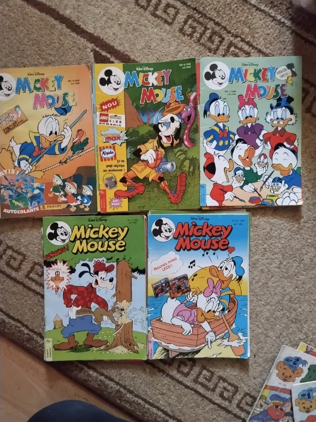 Reviste Mickey Mouse, Asterix – fotografia 3 din 8