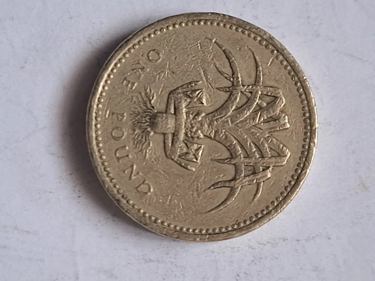 moneda 1 pound 1990 – fotografia 1 din 2