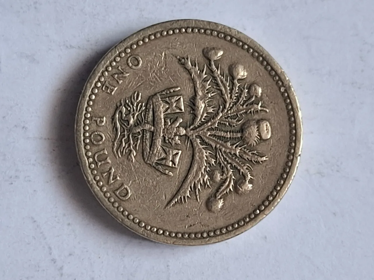 moneda 1 pound 1984 – fotografia 1 din 2
