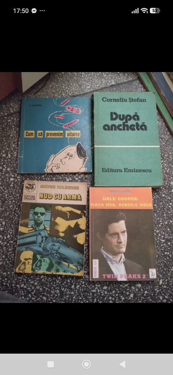 Cărți vechi de vânzare – fotografia 7 din 8