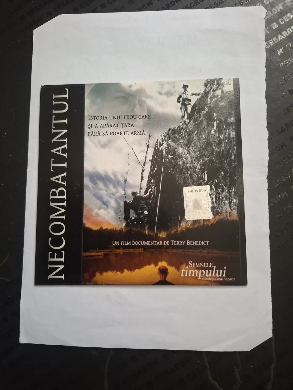 dvd film necombatantul – fotografia 1 din 2