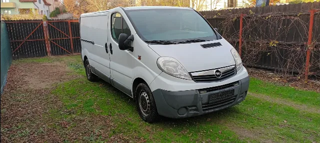 Opel Vivaro 2,0 Diesel fab 2014 model Lung – fotografia 2 din 8