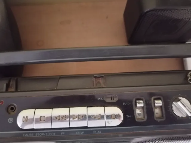 Radio casetofon Sony portabil – fotografia 6 din 8