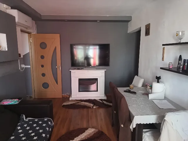 Apartament cu 3 camere – fotografia 7 din 8