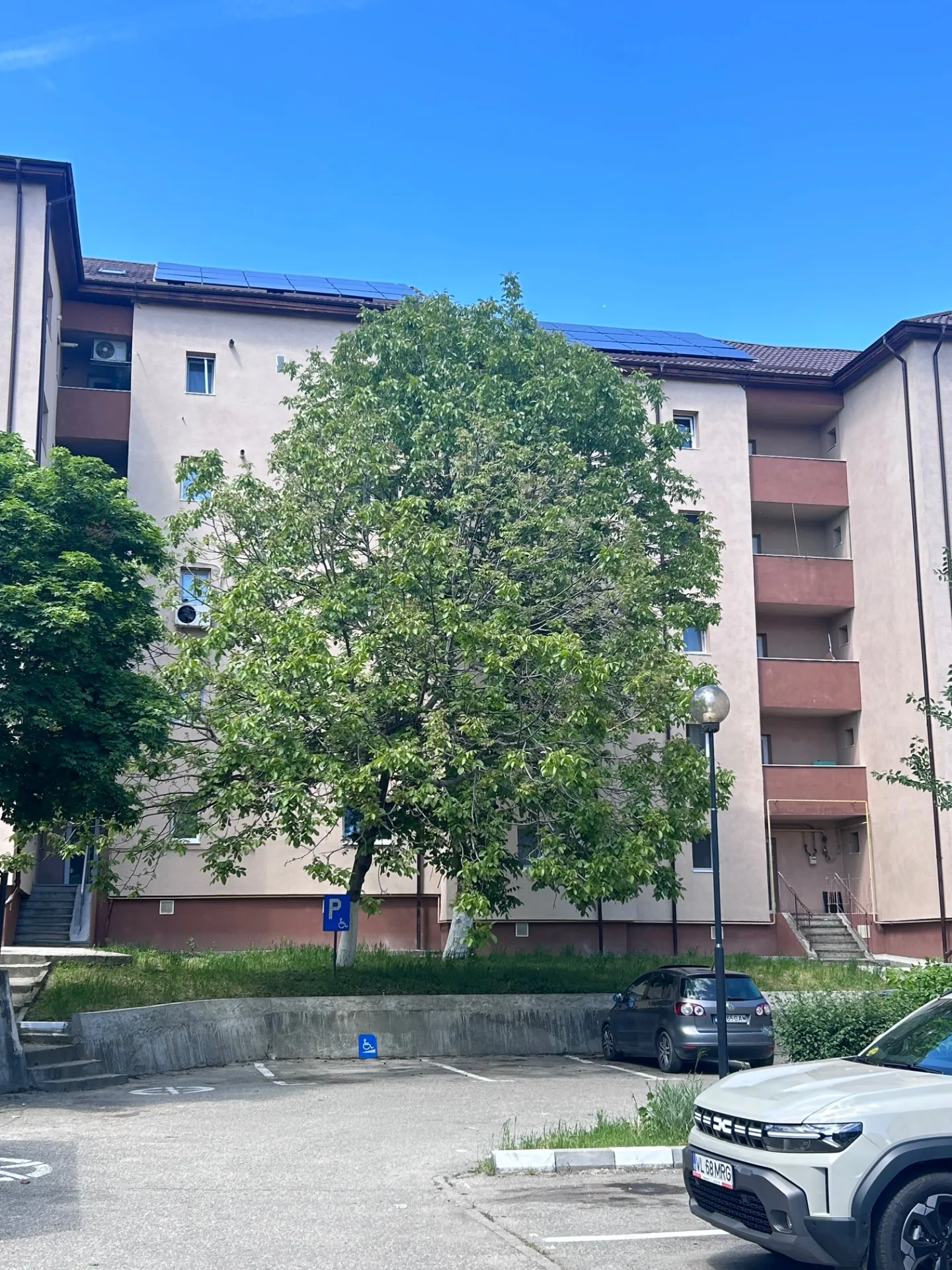 Apartament cu 2 camere 55 mp2 – (Ramnicu Valcea), Vâlcea