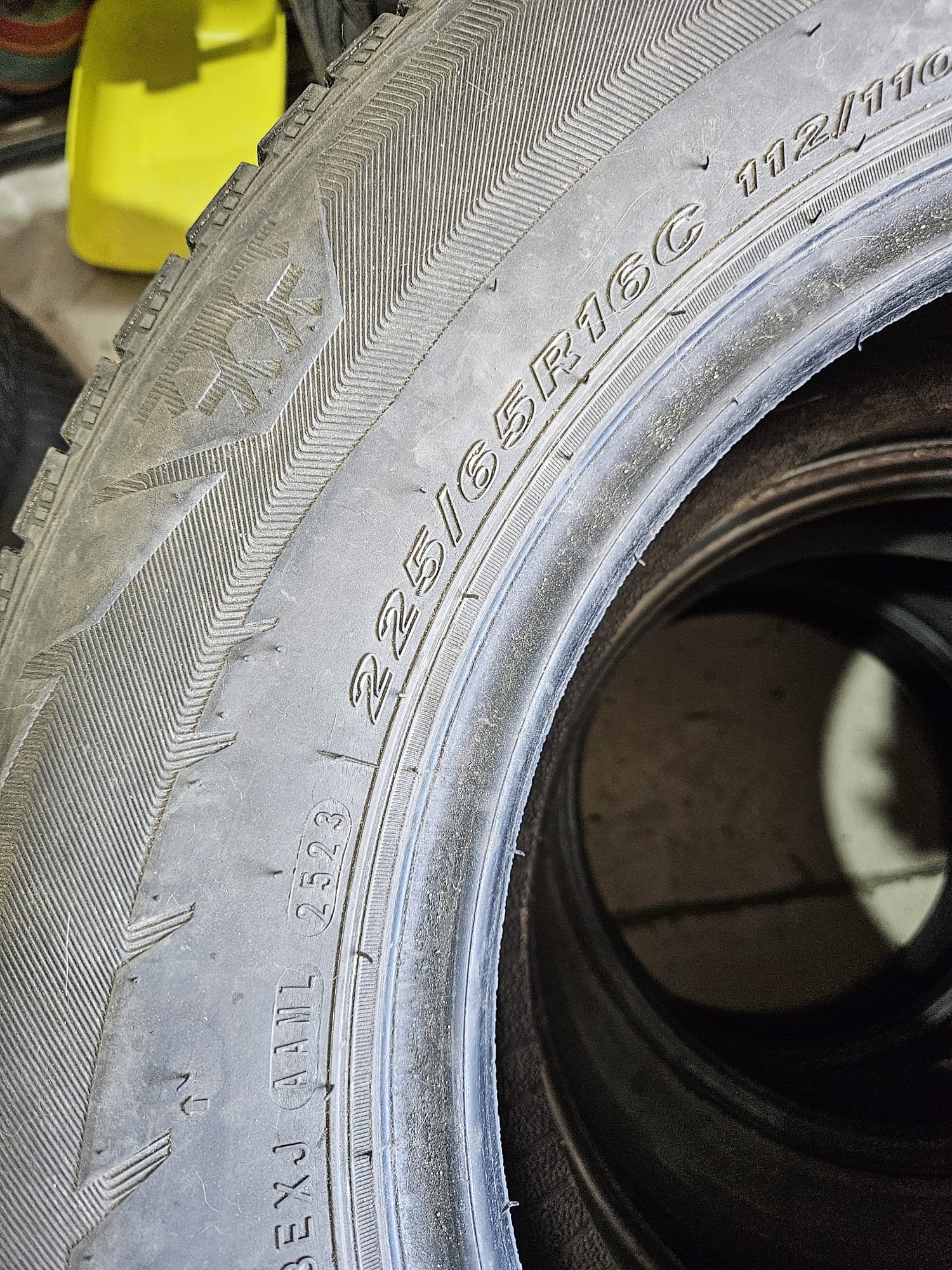 Cauciucuri 225/65/R16c – fotografia 1 din 3