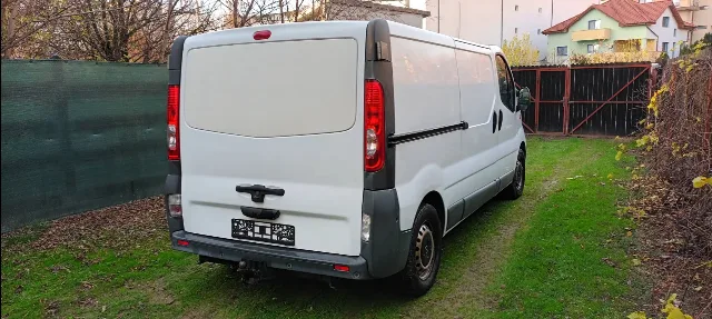Opel Vivaro 2,0 Diesel fab 2014 model Lung – fotografia 4 din 8