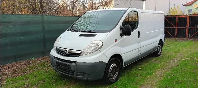 Opel Vivaro 2,0 Diesel fab 2014 model Lung – fotografia 3 din 8