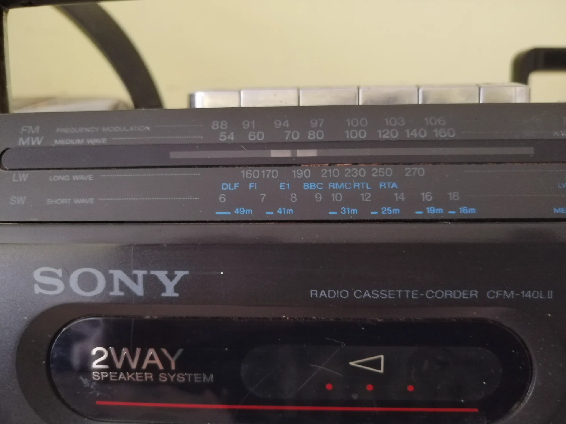 Radio casetofon Sony portabil – fotografia 1 din 8