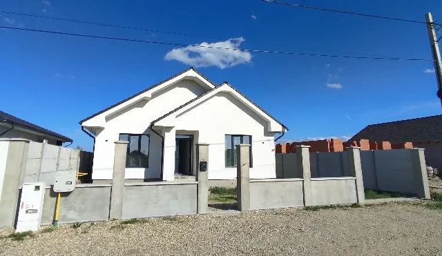 Casa noua Santandrei – fotografia 7 din 8