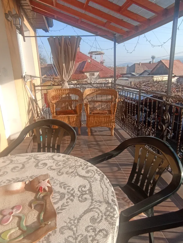 Cazare Casa Linistita – fotografia 3 din 8