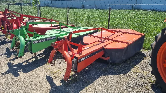 Cositoare Deutz Fahr km 22 , 24 – fotografia 1 din 8