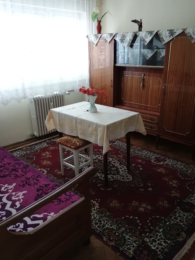 Apartament 3 camere – fotografia 4 din 8