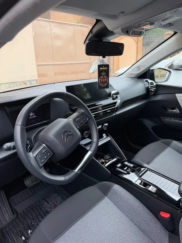 Vand Citroen C4 an 2022 – fotografia 3 din 5