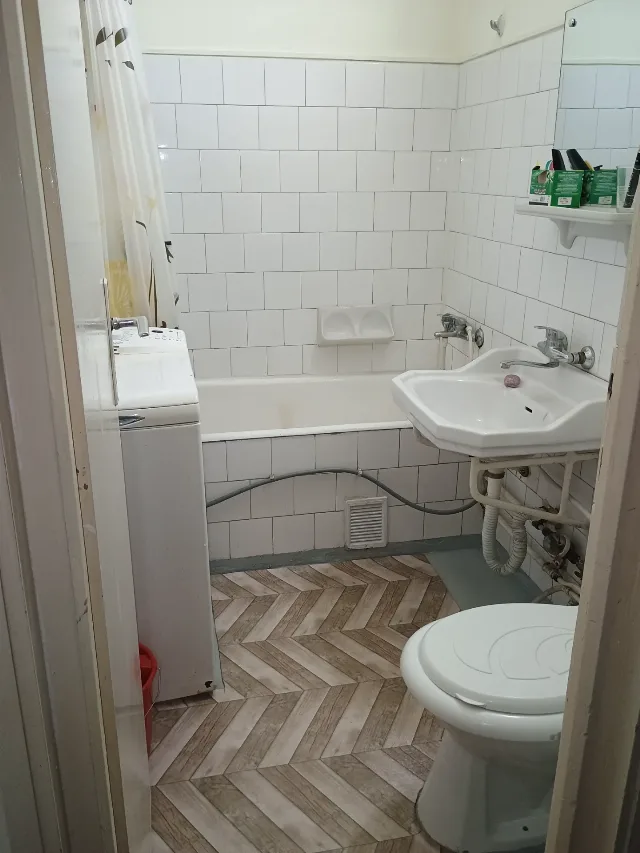 Apartament 3 camere – fotografia 3 din 8