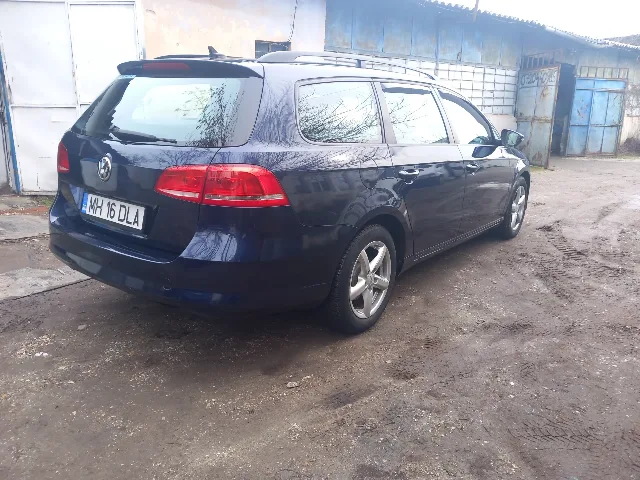 Vw pasat ,2013,stare f.buna,faruri ceata,navigatie,incalzire in scaune,schimburi ulei si toate filtrele facute,cauciucuri noi,unic propietar in ro. – fotografia 8 din 8