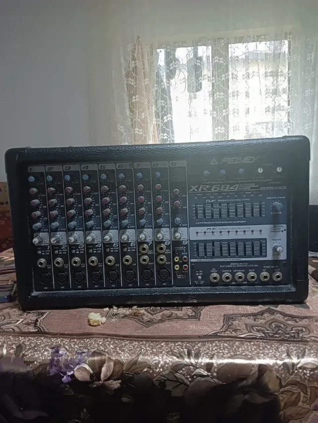 amplificator Peavi,2×500w, cu boxe – Pitesti, Argeș