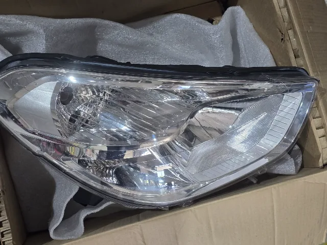 Far dreapta Dacia Lodgy Dokker H4 Halogen Valeo – Sector 3, București