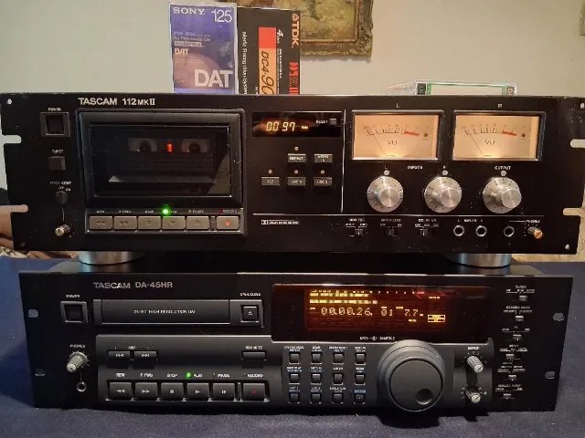 Linie Studio TASCAM Professional: Casetofon Deck 112 MKII & DAT Recorder DA-45HR 24-Bit – Oradea, Bihor