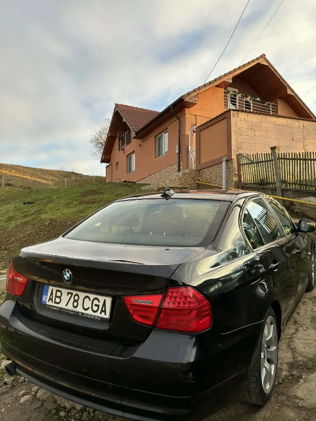 Vând BMW e90 318d – fotografia 3 din 5