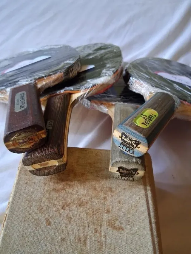 Pelete tenis de masa,vintage,rare pentru colectie dar utilizabile! – fotografia 2 din 7
