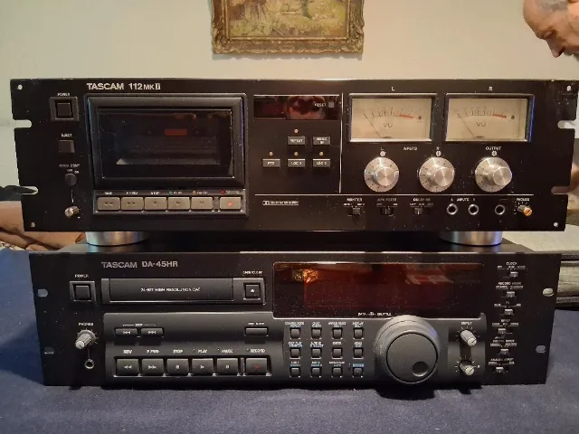 Linie Studio TASCAM Professional: Casetofon Deck 112 MKII & DAT Recorder DA-45HR 24-Bit – fotografia 4 din 5