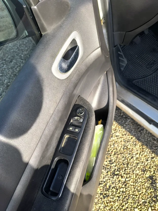 Peugeot 307 break – fotografia 7 din 8