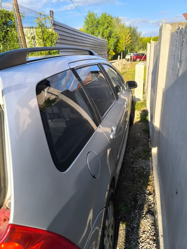 Peugeot 307 break – fotografia 4 din 8