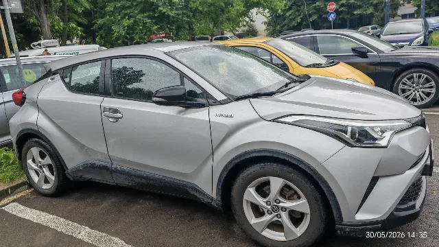 Toyota chr unic proprietar – fotografia 4 din 6