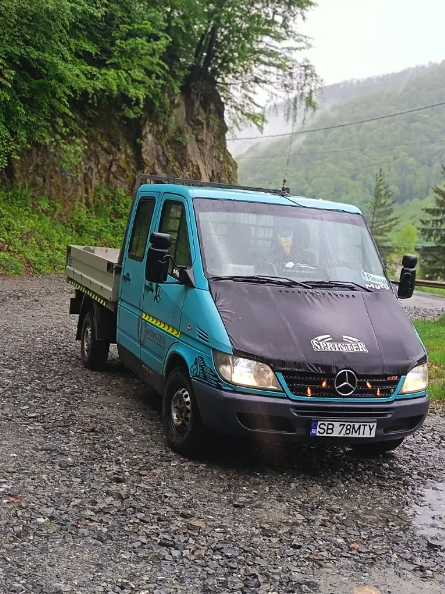 Mercedes Benz sprinter – fotografia 2 din 4