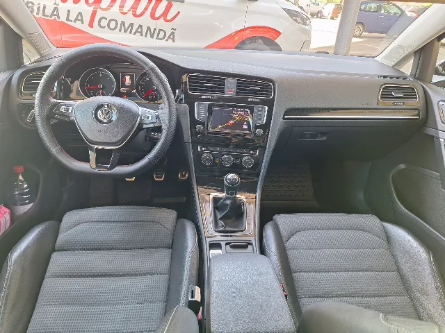 Volkswagen Golf Primul proprietar în România – fotografia 7 din 8