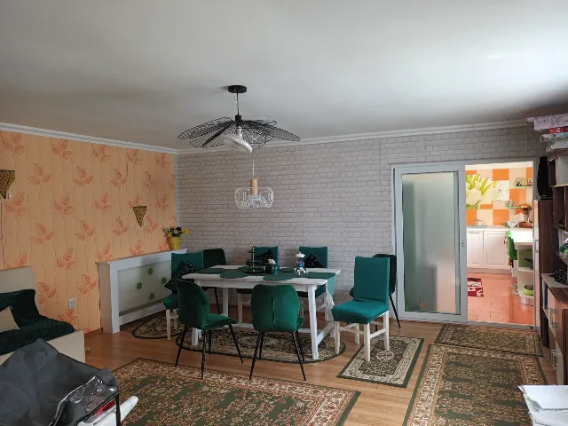 Casa de vânzare localitatea Lumina  Constanța.  116m construcție, 258m teren. Se vinde utilată,mobilată.   2dormitoare, living ,magazie,120 000 euro n – fotografia 7 din 8