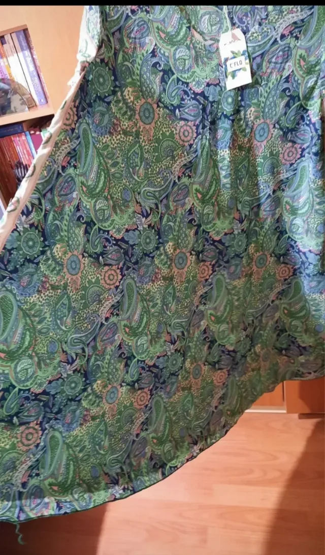 Outfit de vară: Rochie nouă; papuci vernil, vintage – fotografia 3 din 8