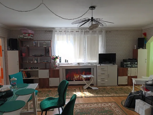 Casa de vânzare localitatea Lumina  Constanța.  116m construcție, 258m teren. Se vinde utilată,mobilată.   2dormitoare, living ,magazie,120 000 euro n – fotografia 8 din 8