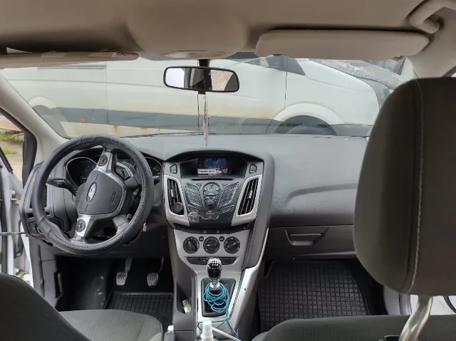Ford Focus 2012 – fotografia 7 din 8