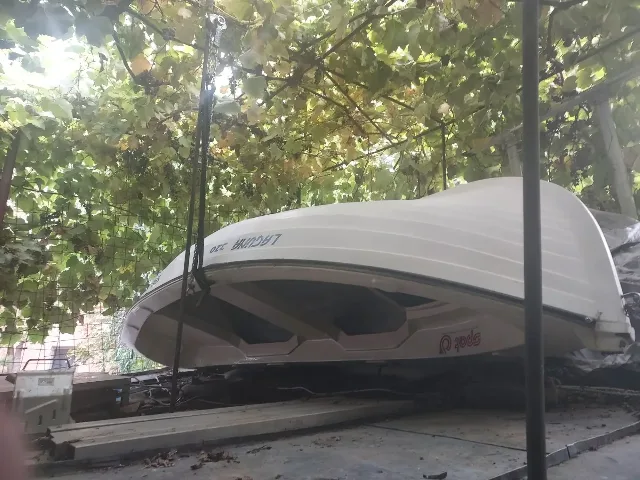 barca laguna fibra cu oglinda pupa – fotografia 4 din 8