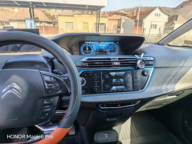 Citroen C4 Picasso Exclusiv din 2013 – fotografia 7 din 7