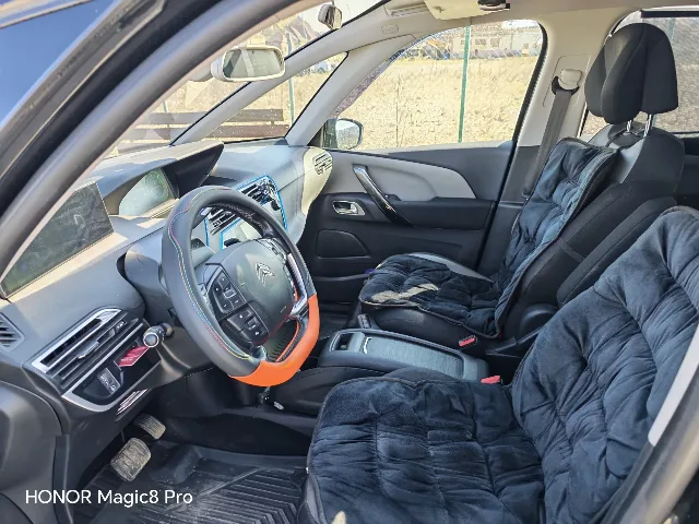 Citroen C4 Picasso Exclusiv din 2013 – fotografia 6 din 7