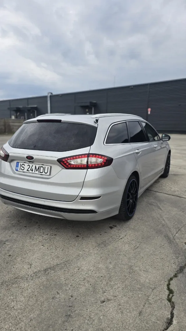 Vand Ford Mondeo mk5 – fotografia 3 din 8