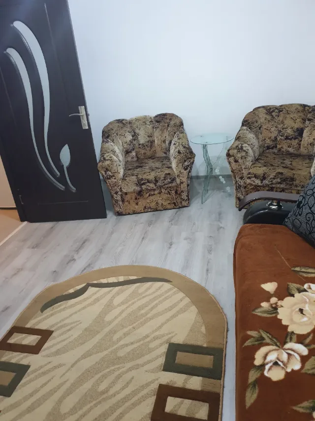 Închiriez ap.2 camere – fotografia 7 din 8