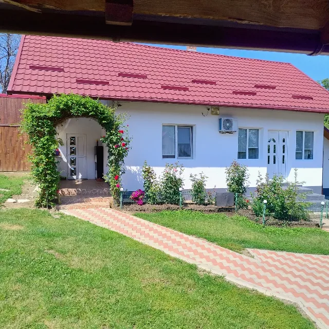 casa Adancata Suceava – fotografia 1 din 8