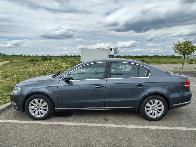 VW Passat 2011.1.6 TDI – fotografia 3 din 8