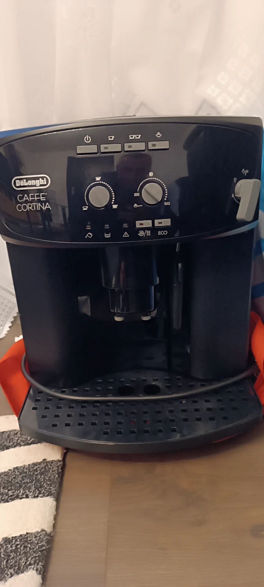Expresor de cafea marca DeLonghi – fotografia 1 din 4