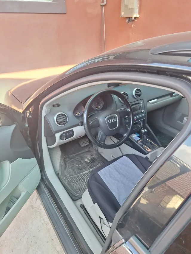Audi A3 automat, an 2010, motor1600cm diesel, negru, functionare perfecta, 290000km, filtre, ulei, frane, cauciucuri,noi – fotografia 7 din 8