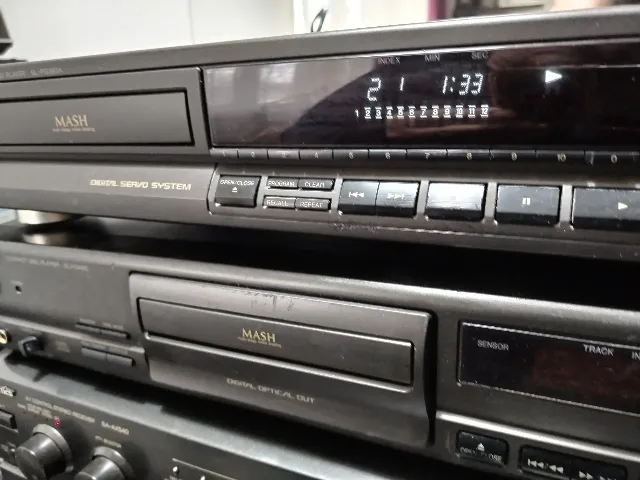 CD player Technics sl-pg360 – fotografia 2 din 7