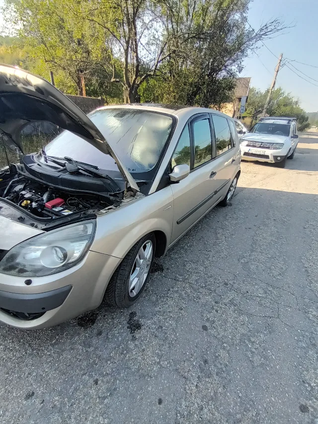 Renaul scenic 2  1.9 dci 131 cp  facelift 2007 – fotografia 1 din 5