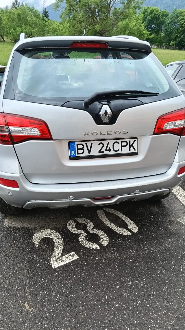 Vând Renault Koleos an 2012 – fotografia 2 din 8