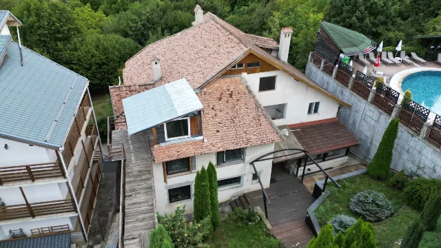 Case duplex situate pe Calea Poienii Brasov – Poiana Brasov, Brașov