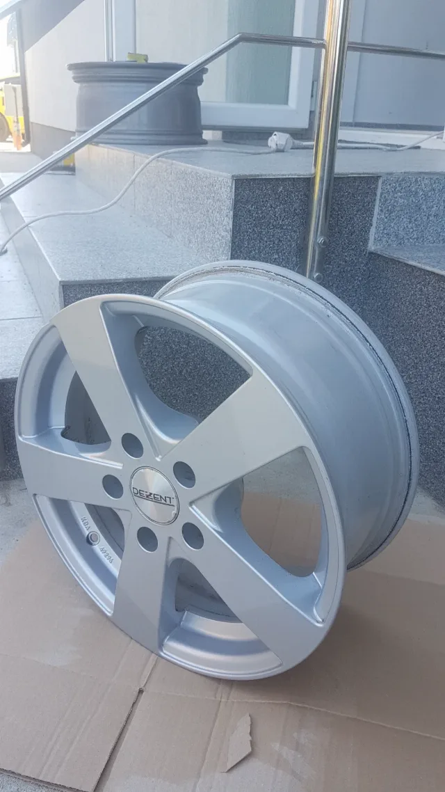Jante aliaj 16 zoll marca Dezent, gama BMW – fotografia 4 din 7